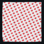 Bandana Patrón de impresión de traza roja<br><div class="desc">Presentamos nuestro encantador patrón de huellas de pata roja sobre un fondo blanco limpio, un diseño que captura la esencia de tu amor por los mascotas. Este delicioso patrón presenta una serie de huellas de pata roja dispuestas en un patrón repetido, creando un efecto lúgubre y llamativo. Tanto si eres...</div>
