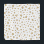 Bandana Patrón moderno de estrellas de oro de imitación di<br><div class="desc">Deja que tu luz brille con esta moda moderna de luz asimétrica única que estrellas de aspecto dorado en un patrón disperso y multidimensionado. Moda y minimalista,  pero con un ambiente cálido de marrón claro.</div>