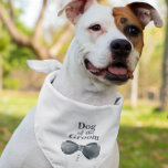 Bandana Perro del Groom | Perro en Mascota Boda<br><div class="desc">¿Quién no quiere presumir de sus bebés de piel en uno de los días más especiales de sus vidas? El diseño presenta una linda corbata de arco y una camisa abotonada. "Perro del Groom" con el nombre del mascota en la esquina opuesta. Agregue la redacción de su personalizado a este...</div>