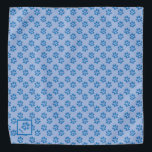 Bandana Pintura Impresiones personalizadas Dog Blue Bandan<br><div class="desc">Una linda bandana de perro azul con un patrón de huella de pata. Personalízalo con el nombre de tu perro. © ArianeC Ilustraciones-Todos los derechos reservados</div>