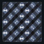 Bandana Placa azul del país - Mascota<br><div class="desc">Mascota Bandana. Presenta un elegante diseño de Country Blue Plaid. El color de fondo azul puede cambiarse a cualquier color que desee. ⭐ 99% de mis diseños en mi tienda están hechos en capas. Esto facilita el redimensionar y mover los gráficos y el texto para que encajen perfectamente en cada...</div>