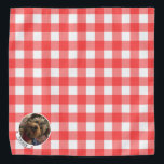 Bandana Placa de verificación de búfalo del marco fotográf<br><div class="desc">Fun,  rústico,  plantilla de foto de campo con un fondo de estampado de búfalo de cuadros rojos. Derechos reservados © Angi Laframboise. Personalizable,  regalos de fotos personalizados para mascotas.</div>