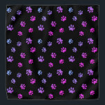 Bandana Púrpura Pinta azul Pinta Pintada Patrón negro<br><div class="desc">Muestra cuánto amas a los animales con esta tibia tibia y ondulada bandana con estampado de pata rosa y azul. ¡Apuesto a que su mascota también lucirá adorable viéndolo!</div>