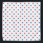 Bandana Vacaciones patrióticas en forma de punto de polka<br><div class="desc">Cute rojo blanco y azul polka dot patrón moderno lindo patriótico vacaciones americanas Bandana. Genial para los humanos y los perros.</div>