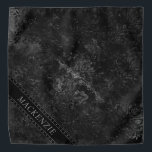 Bandana Velvety Onyx Damask | Personalizado de Black Vampy<br><div class="desc">Grunge de los 90, ¡Todos Crecen! Dámaso barroco de terciopelo oscuro y dramático de inspiración gótica, en una paleta de tonos ricos y profundos, crea una opulenta textura de terciopelo de color vintage. De la lujosa y sofisticada colección "Moody Jewel Tones", este efecto abstracto moderno y mixto de novedad, contemporáneo...</div>