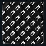 Bandana Ventana Pulso de gato negro para Personalizar una<br><div class="desc">Para los amantes de los gatos, una escena de gatos negros en la ventana en la que también puedes aplicar tu propia elección de decoración de color si lo deseas. Cambie fácilmente el color de fondo de este diseño de gato de blanco preestablecido a cualquier color que elija en un...</div>