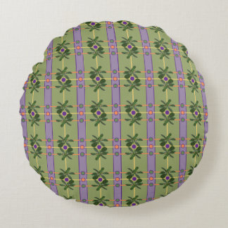 Bandas de lavanda pálida con almohada redonda de v