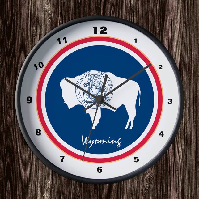 Bandera de Wyoming y reloj de moda y diseño de EE. (Subido por el creador)