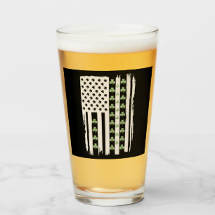 Bandera estadounidense con piedras para los St Pat