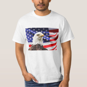 Bandera estadounidense y camiseta con águila