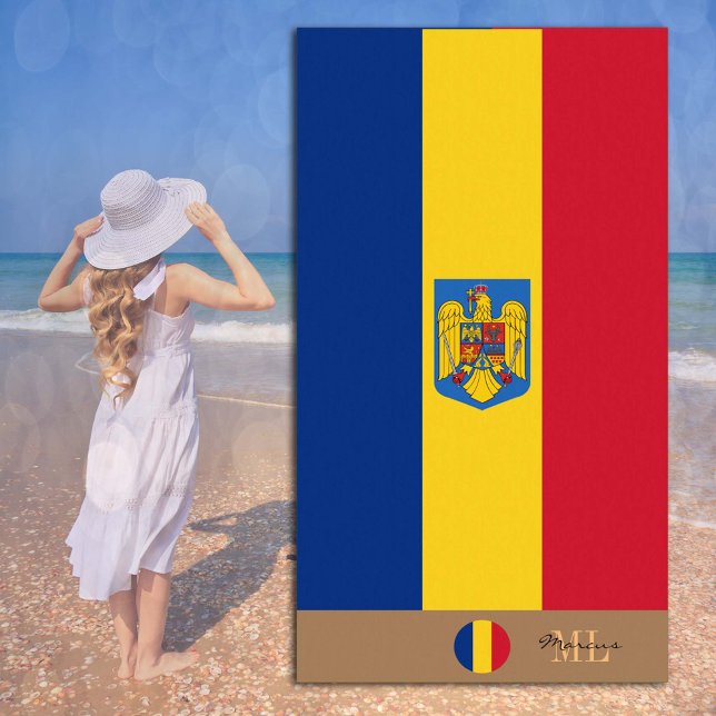 Bandera rumana y toalla de playa monogramada de Ru (Subido por el creador)