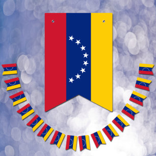 Bandera venezolana y banderas de fiesta de Venezue