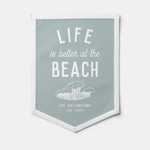 Banderín La vida es mejor en Beach Light Mint Green