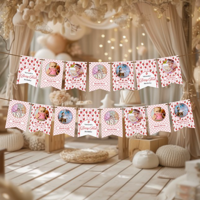 Banderines Berry First Birthday Party Bunting (Subido por el creador)