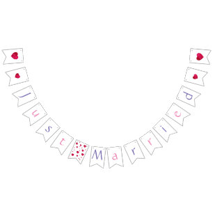 Banderines La cola de cruz acaba de casarse