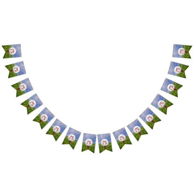 Banderines pelota de golf en tee in grass por 75 años (Todo)