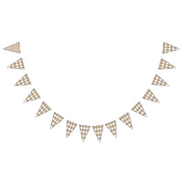 Banderines Una alfombra rectangular con un motivo geométrico