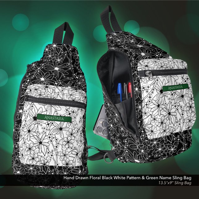 Bandolera Flor de margarita Patrón blanco negro y nombre ver (Sling Bag: Hand Drawn Floral Pattern in Black White, Personalized with Name in Green)