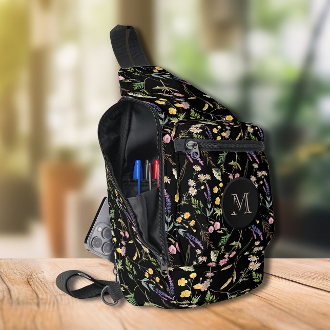 Bandolera Flores silvestres elegantes en negro (Stylish Wildflowers on Black Sling Bag)