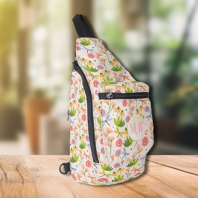 Bandolera Flores silvestres y libélulas monogramadas (Wildflowers and Dragonflies Monogrammed Sling Bag)