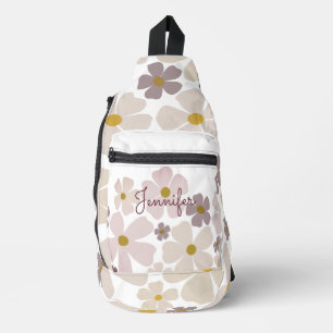 Bandolera Nombre sobre crema pálida y flores moradas