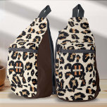Bandolera Patrón de piel animal monograma leopardo<br><div class="desc">La Bolsa de Moda de Moda de Piel Animal Monogram Leopard, diseñada por PixeliaDesigns, presenta una mezcla de moda de estilo moderno y encanto intemporal con su cautivante motivo de piel de leopardo. Personalizado a la perfección, cada bolsa presenta un monograma y nombre personalizado, lo que lo convierte en un...</div>