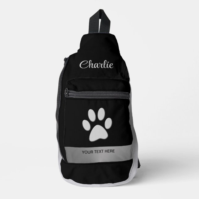 Bandolera Paw de perro plateado sobre fondo negro (Anverso)