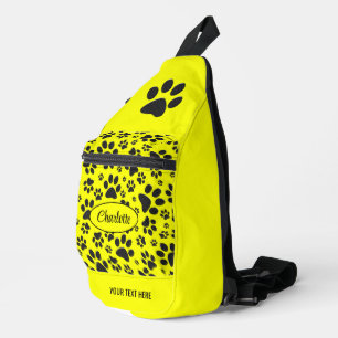 Bandolera Perro con puntos de polka blancos y negros sobre a