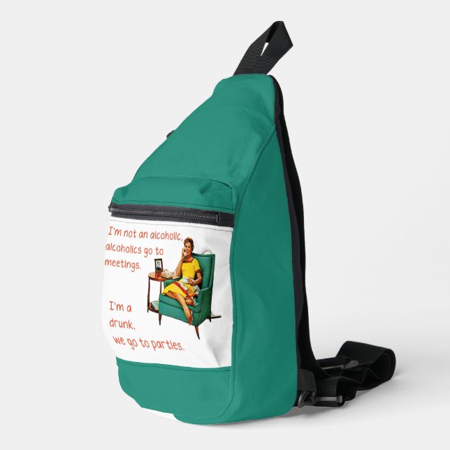 Bandolera SlipperyJoe socializando a la mujer de la cosecha  (Esquina derecha)