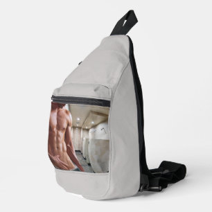 Bandolera Torso masculino musculoso sin camiseta de Slippery