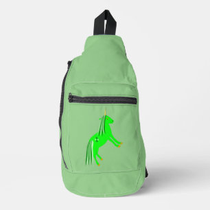 Bandolera Verde irlandés lindo y unicornio de oro