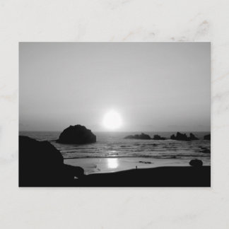 Bandon Oregon Face Rock en la postal monocroma