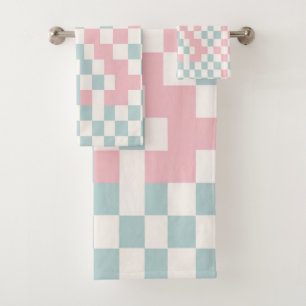 Baño acogedor de Cottagecore con cuadros de búfalo