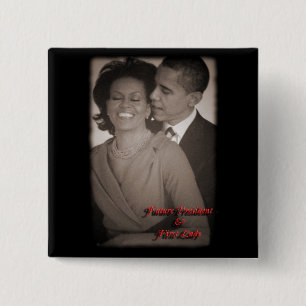 BARACK Y BOTÓN DE MICHELLE OBAMA