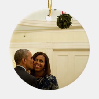 Barack y Michelle Mistletoe - Ornamento Rd