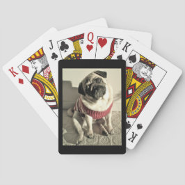 Baraja De Cartas Adorable Pug en un suéter rojo