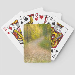 Baraja De Cartas Árboles en colores otoñales y senderos cubiertos d