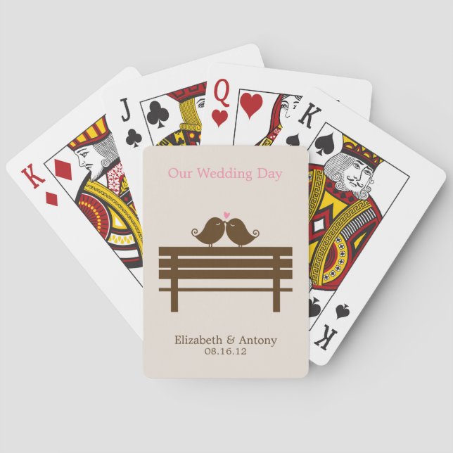 Baraja De Cartas Aves amorosas rosas en el banco de parques (Reverso)