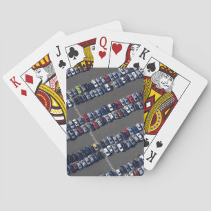 Baraja De Cartas Avión sobre el estacionamiento