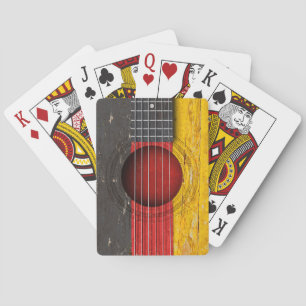 Baraja De Cartas Bandera alemana en la guitarra acústica vieja