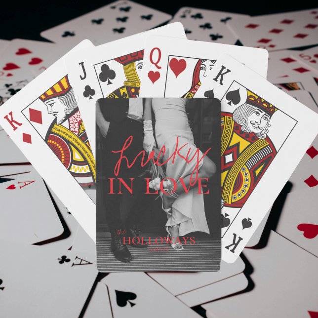 Baraja De Cartas Boda personalizado clásico moderno (Add a playful and memorable twist to your guest book with these “Lucky in Love” playing cards!)