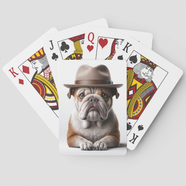 Baraja De Cartas Bulldog Wearing a Fedora  (Reverso)