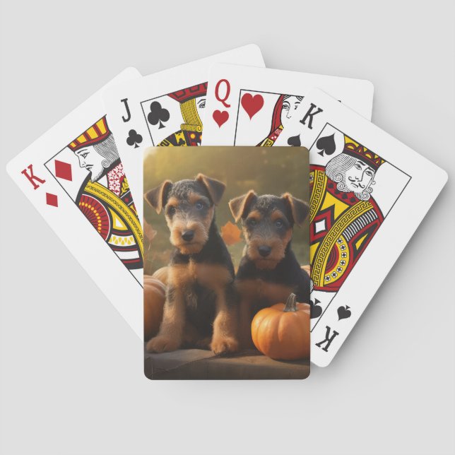Baraja De Cartas Calabaza deslumbrante Airedale Puppy Autumn (Reverso)