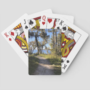 Baraja De Cartas Camino a orillas del río