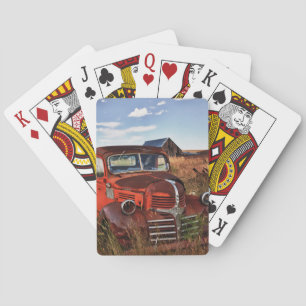 Baraja De Cartas Camión Dodge naranja oxidado con granja abandonada
