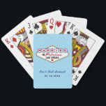 Baraja De Cartas Casados en Fabuloso Monograma de Boda de Las Vegas<br><div class="desc">Estas cartas de juego únicas y divertidas personalizadas de "Casados en Fabuloso Las Vegas" como favor de boda presentan un monograma de los nombres de la novia y el novio y las fechas de la boda y un fondo azul claro. Colores de diseño negro, blanco, rojo, azul, amarillo y gris....</div>