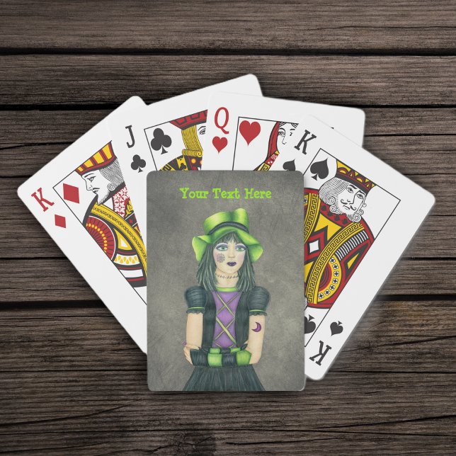 Baraja De Cartas Chica gótico espeluznante Gorra verde vestido negr (Gothic spooky girl green hat black dress tattoos on misty grey deck of playing cards.)