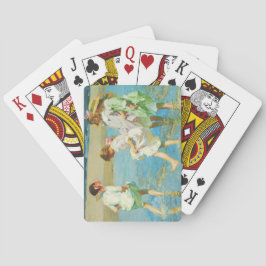 Baraja De Cartas Chicas caminando por el agua a orillas del mar en 