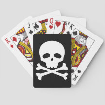 Cráneo de pirata blanco sobre fondo negro