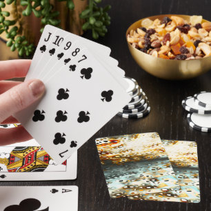Baraja De Cartas Desechos de mosaico tirados sobre la textura gris